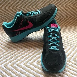 NIKE running shoes